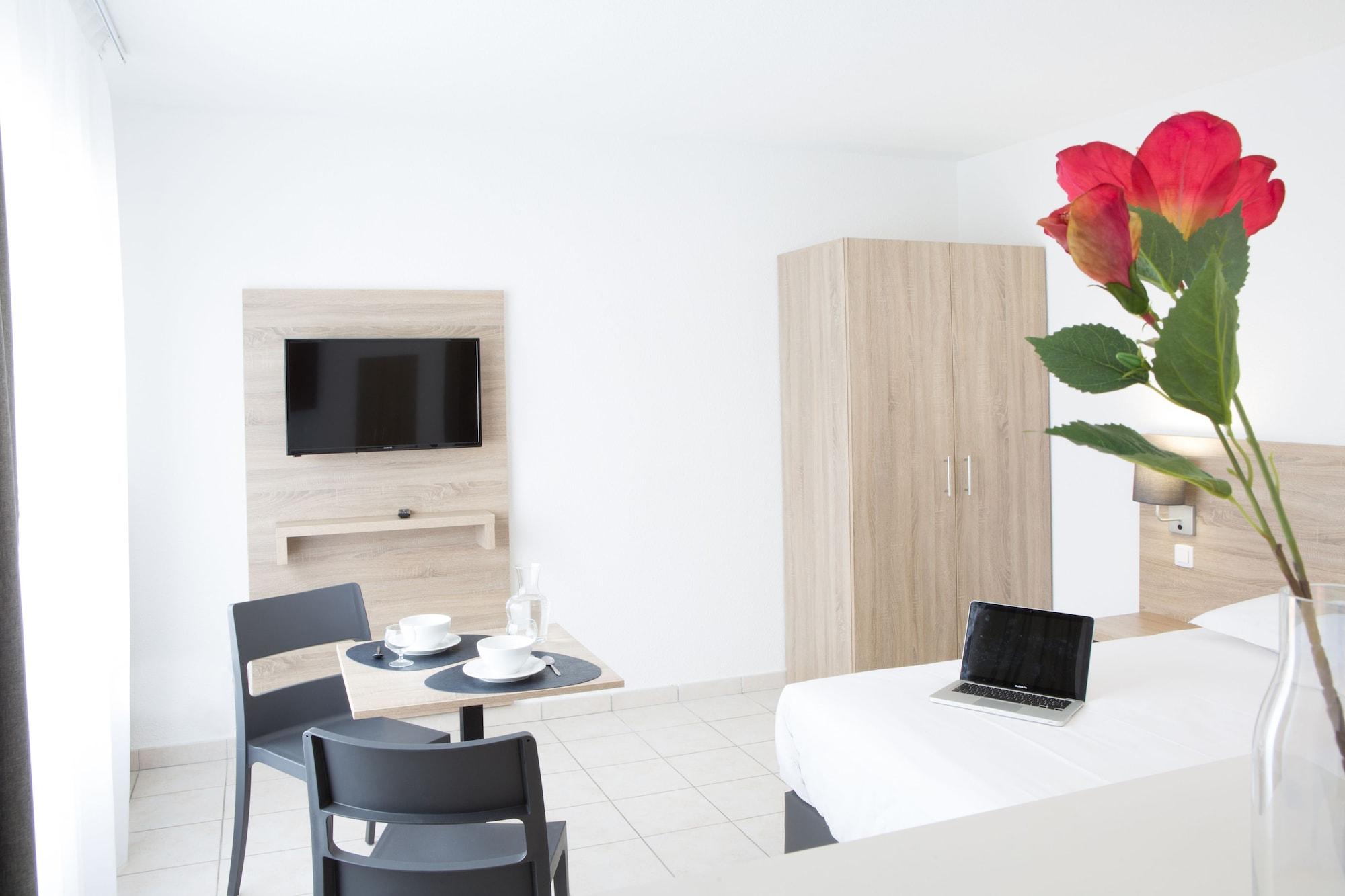 Comfort Aparthotel Divonne La Versoix Экстерьер фото