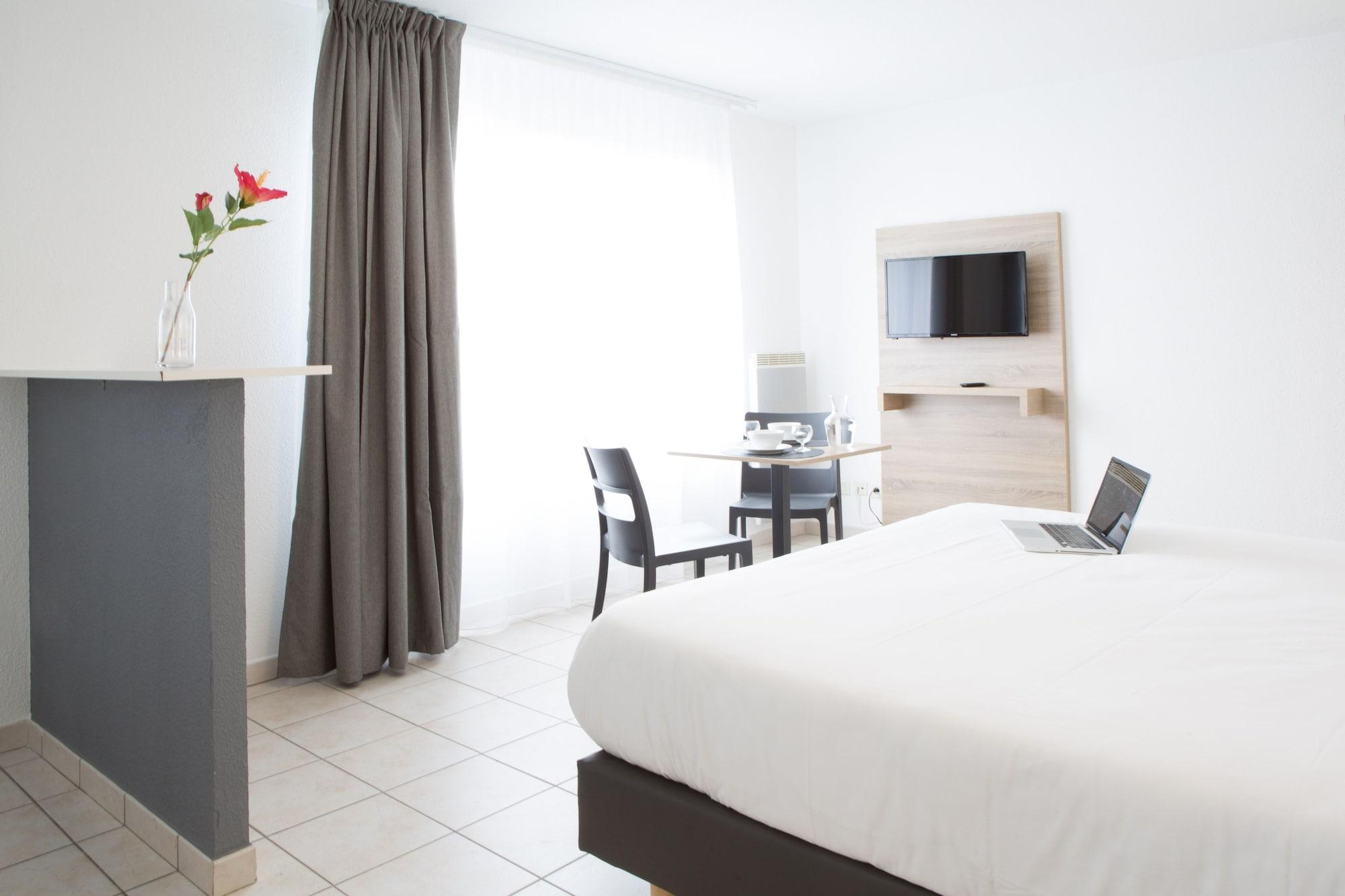 Comfort Aparthotel Divonne La Versoix Экстерьер фото