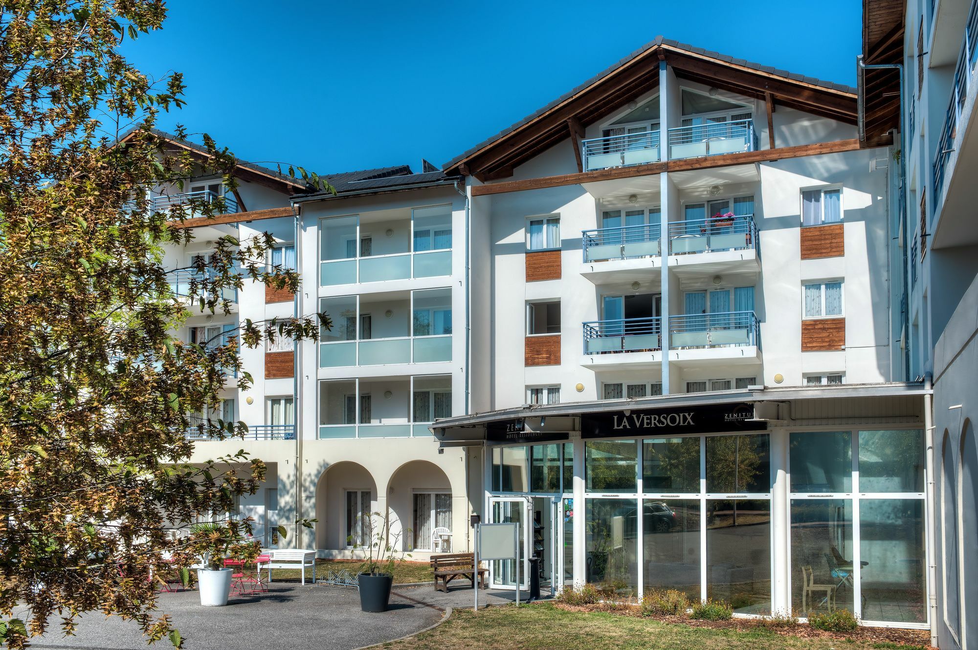 Comfort Aparthotel Divonne La Versoix Экстерьер фото